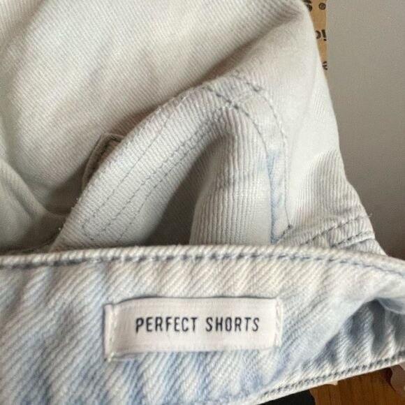 William Rast White Washed Distressed Denim Shorts - Picture 9 of 9